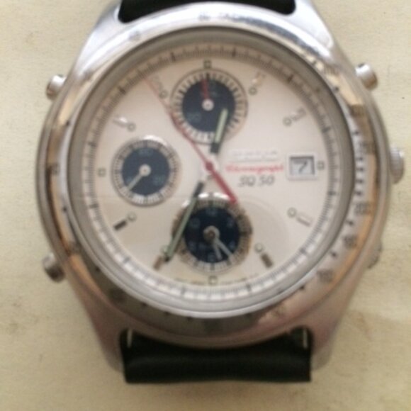 Seiko Vintage Chronograph Panda Watch 38mm - Picture 1 of 7